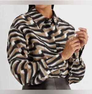 NWT Iris & Ink Rosa Printed Crepe Long Sleeve Top in Camel and Black